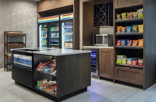 Downtown Dallas Hotel | SpringHill Suites Dallas Downtown/West End