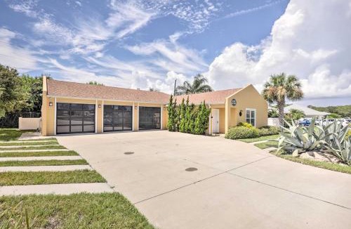 Butler Beach House | St Augustine 'Island Cottage' - Walk to Beach