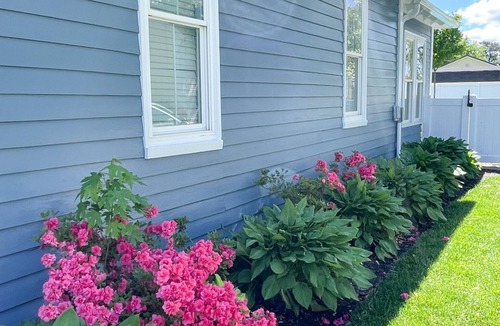 St. Michaels Cottage | St. Michael's Premier In-Town Rental with heated pool. Pool opens 4/3