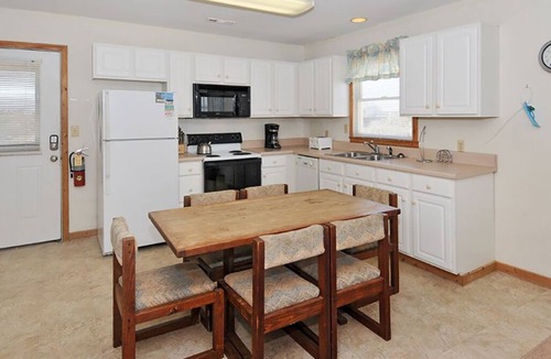 Buxton House | Starlights Condos, OCEANFRONT, Extraordinary View, Together Yet Private!