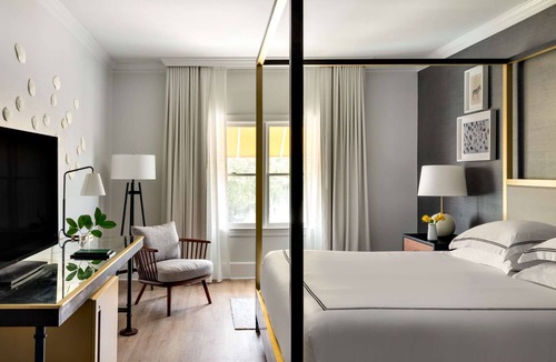 Historic District - North Hotel | Stay Near River Street | Italian Dining + Pool