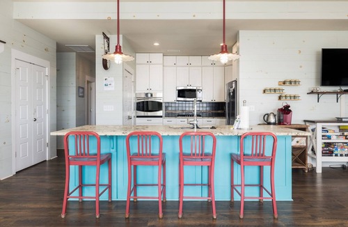 Folly Beach House | Stay @ Sea Salt! Heated Oceanfront Pool!