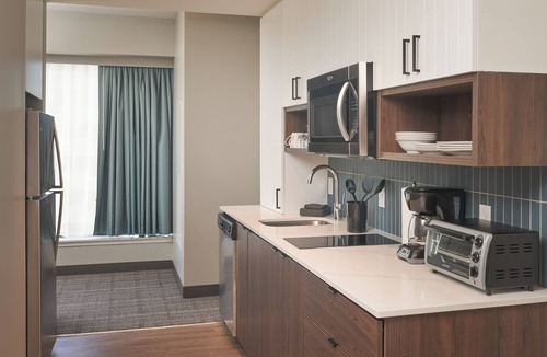 Downtown Wilmington Hotel | Staybridge Suites Wilmington Downtown by IHG