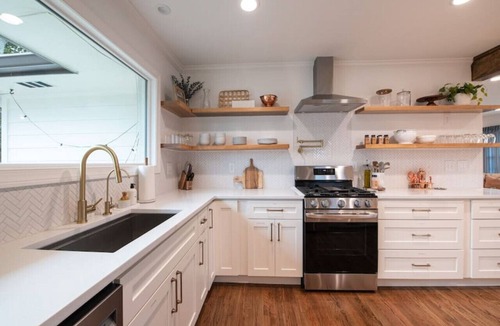 Norcross House | Staycation TV Featured "Crossing House" in Downtown Norcross with Chef's Kitchen