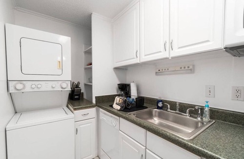 Gainesville Condo | StayGainesville`s Peaceful Condo Near UF/Shands