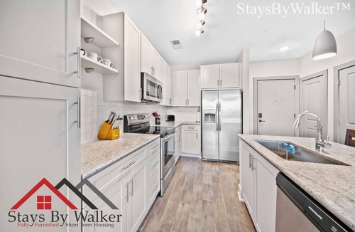 Charlotte Condo | StaysByWalker 2BR Dilworth - Pool/King Beds/Gym