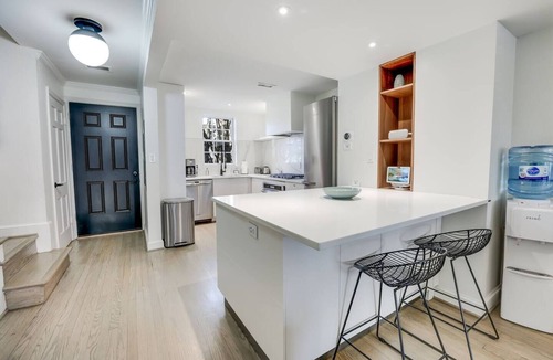 Foggy Bottom House | Steps to GWU-Georgetown-Nat'l Mall | Free Parking