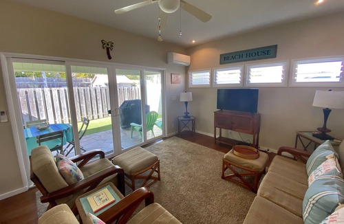Kailua House | Steps to Kailua Beach, Immaculate & Private 1 BR. Great Reviews and Value!