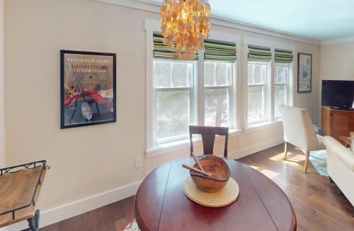 Olde Town Apartment | Steps to Riverfront: Dtwn Bluffton Studio!