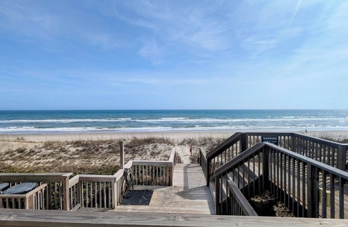 Pine Knoll Shores House | Steps to the beach! Hear the waves & feel the breeze! Your home away from home!