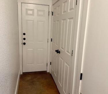 University Apartment | StevensHill on Burnett