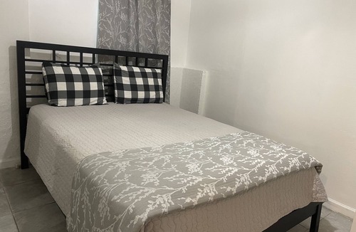 Stone Mountain Apartment | Stonemountain Apt Separate Entrance