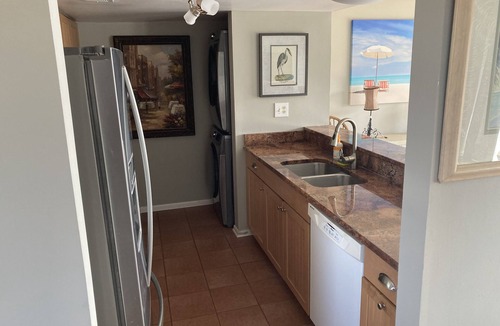 Litchfield by the Sea Villa | StormSurge 34 HeronMarshVilla DAD FRIENDLY PAWLEYS SC LFBTS 200 yards to beach