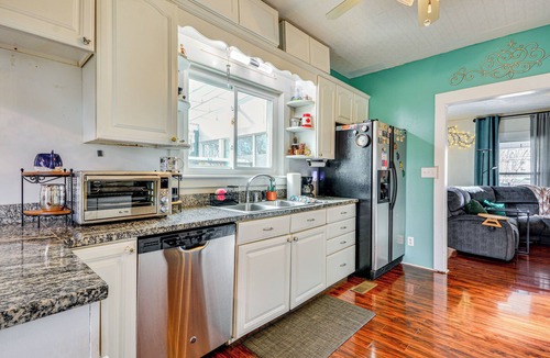 Mount Airy House | 'Storybook Craftsman' Home w/Private Hot Tub!