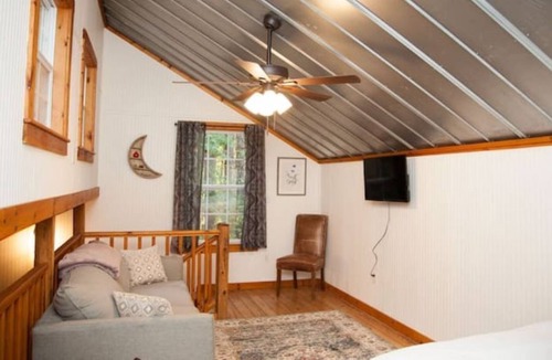 Mills River Cabin | Storybrooke Cabin- Pond, Outdoor Fireplace, Trails