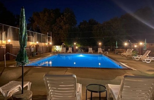 Sloans Valley Cottage | Studio 34 at Villager, Pool, Resort Dock