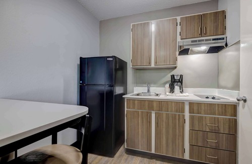 South Arlington Hotel | Studio 6 Arlington, TX - South - Dallas