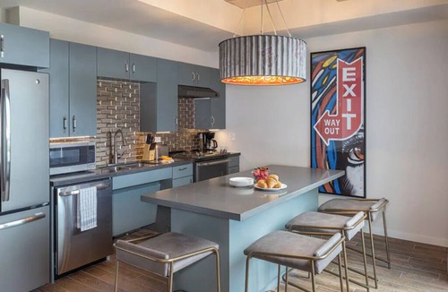 West End Apartment | Studio Deluxe/Presidential Condo, Sleeps 4, in downtown, Wyndham Austin Resort!