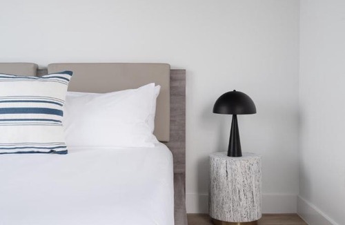 East Cesar Chavez Hotel | Studio Haus East 6th Austin By Kasa