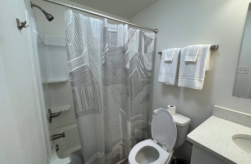 Little Rock Medical District Apartment | Studio Unit All Inclusive Near UAMS Little Rock
