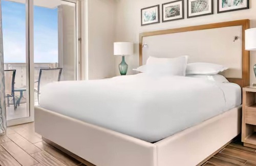 Hilton Head Island Resort | Stunning 2 Bedroom Partial Ocean View Suite- Ocean Oak Resort by Hilton