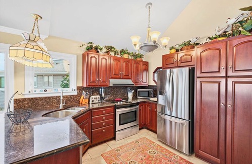 Port Republic House | Stunning Chesapeake views from almost ever room, private 15 home community beach, fossils, 450 pier,crabbing,fishing