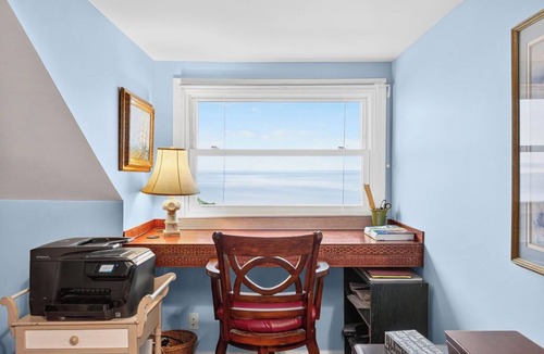 Port Republic House | Stunning Chesapeake views from almost ever room, private 15 home community beach, fossils, 450 pier,crabbing,fishing