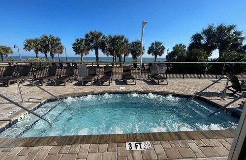 Downtown Myrtle Beach Apartment | 🏖️Stunning Ocean Views | Pools + Hot Tub | Bay View Resort 1005B🏖️