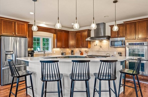Mineral House | Stunning Public Side Lake Anna Waterfront Heated Pool Game Room Boatdock Hot Tub Firepit
