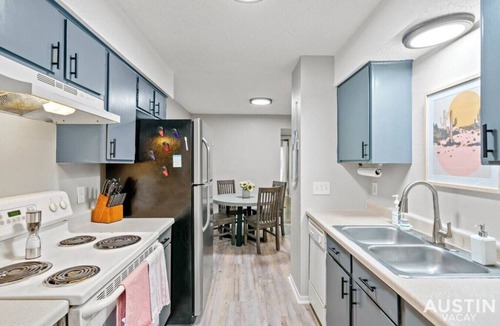 Galindo Condo | Stunning S Lamar Condo | Near Top Bars & Dining!
