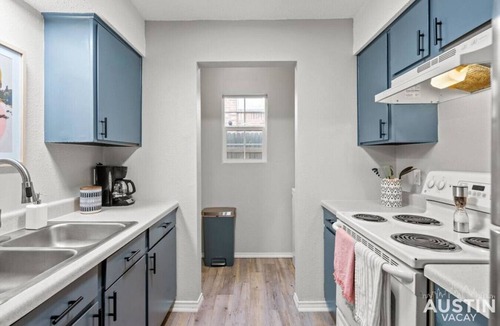 Galindo Condo | Stunning S Lamar Condo | Near Top Bars & Dining!