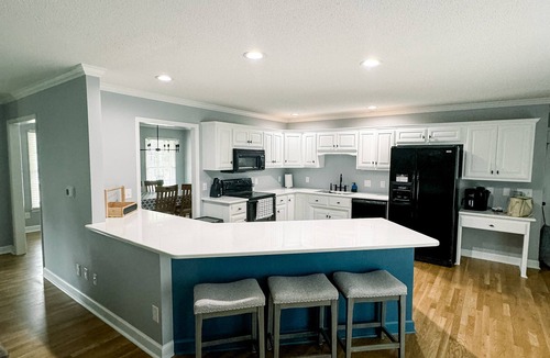 Sanford House | Stunning Sanford home with privacy and a beautiful view.