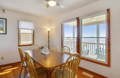 Nags Head House | Stunning sound and sunset views in Nags Head!