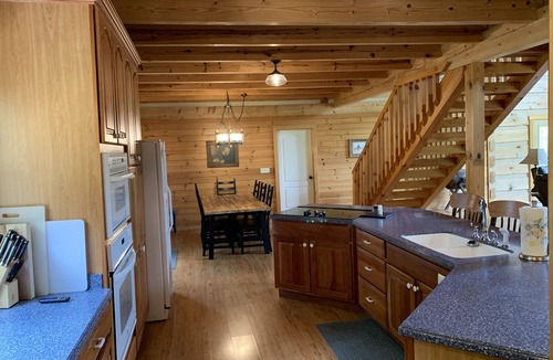 Bakersville House | Stunning Views, 4Bd/4Ba Spacious Home between Asheville & Boone