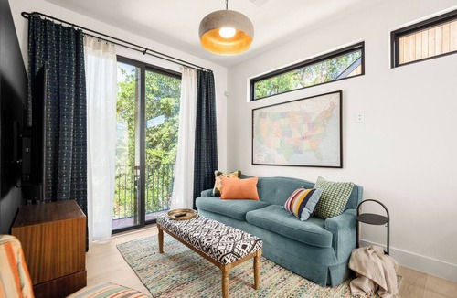 Govalle Apartment | Stylish Bungalow Near Everything in East Austin!