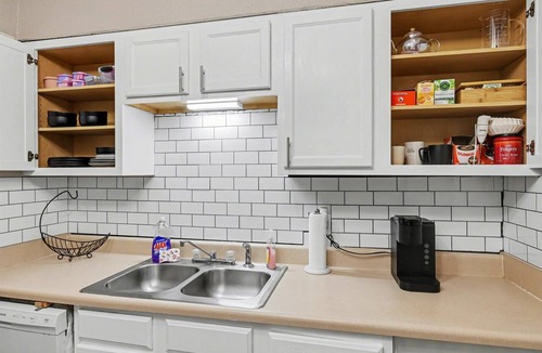 Tallahassee Condo | Stylish Condo Minutes from FSU and Downtown