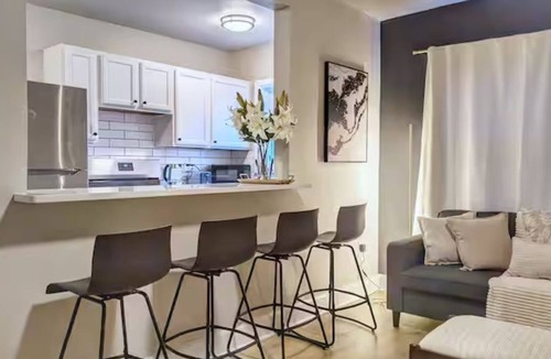 Potomac West House | Stylish & Cozy #3 - 8 mins to DCA & Washington DC