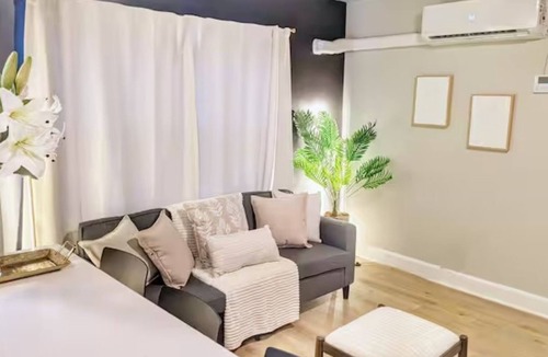 Potomac West House | Stylish & Cozy #3 - 8 mins to DCA & Washington DC