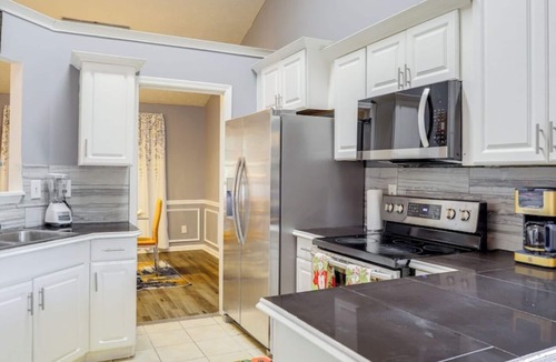 Lawrenceville House | Stylish Lawrenceville Getaway with sunroom– Family & Pet Friendly