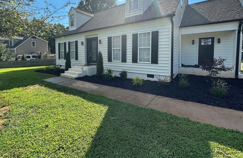 Matthews House | Stylish place, great for large groups. Pet friendly