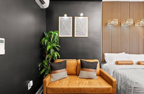 Bloomingdale Bed & Breakfast | Stylish Studio in Bloomingdale!