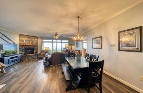 Sugar Mountain Apartment | Sugar Mountain Condo, Sleep 4, Deck Mountain Views