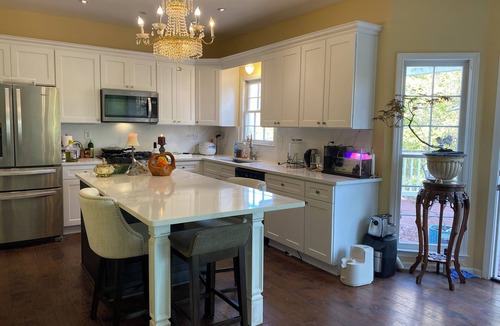 Johns Creek House | Suite in beautiful lakeside house —Private entrance/bath-daily cleaning