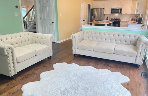Johns Creek House | Suite in beautiful lakeside house —Private entrance/bath-daily cleaning