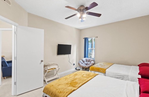 Wilmington Apartment | Suite Life Wilmington - Spacious, Pet-Friendly 1BR with Pool, Balcony, and Prime Location