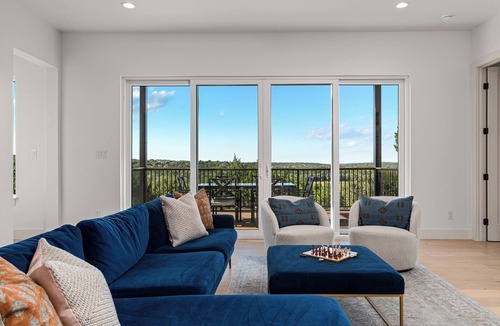 Round Mountain House | Summer Break Escape! Epic Views! Book Now