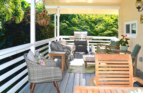 Kapoho House | SUMMER/FALL LOW RATES Popa’a Palms, 2 Blocks from the Ocean
