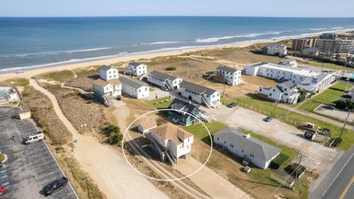 Kill Devil Hills House | Summer Nights 4 Bedroom Oceanside Home