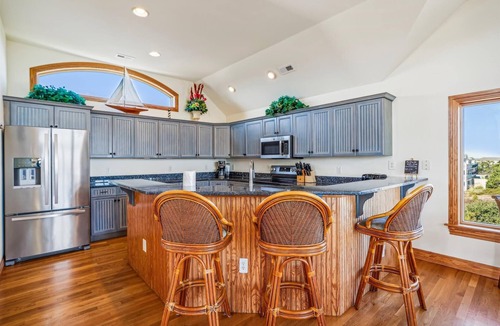 Ocean Sands House | "Summer Splendor" OCEAN VIEWS Private Pool Hot Tub Direct Beach Access!