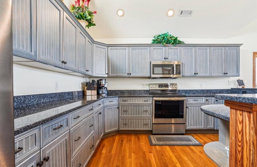 Ocean Sands House | "Summer Splendor" OCEAN VIEWS Private Pool Hot Tub Direct Beach Access!